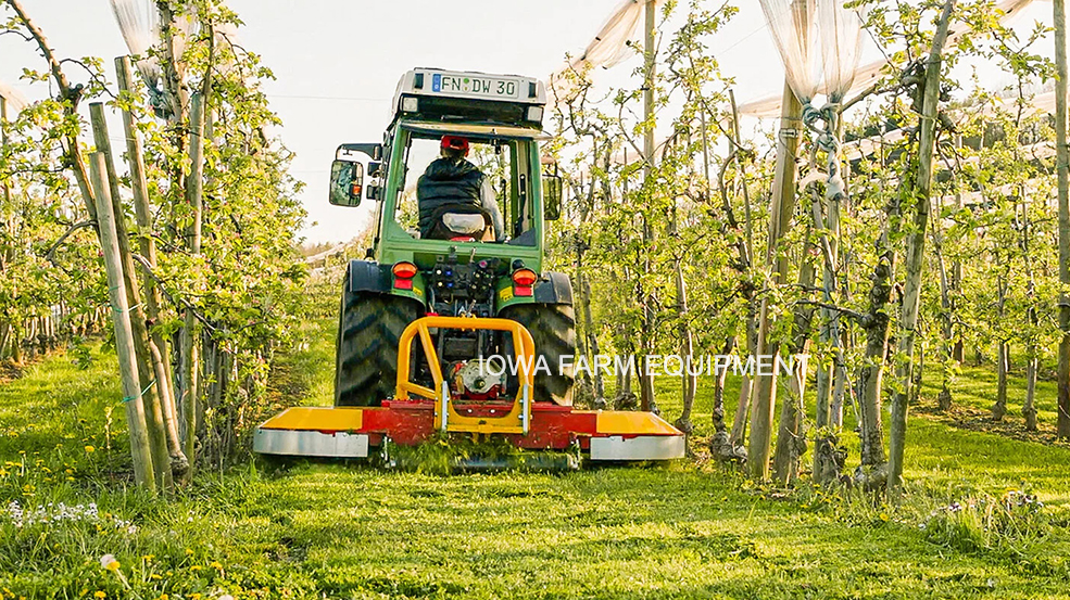 Hydraulically Articulated Rotary Mower